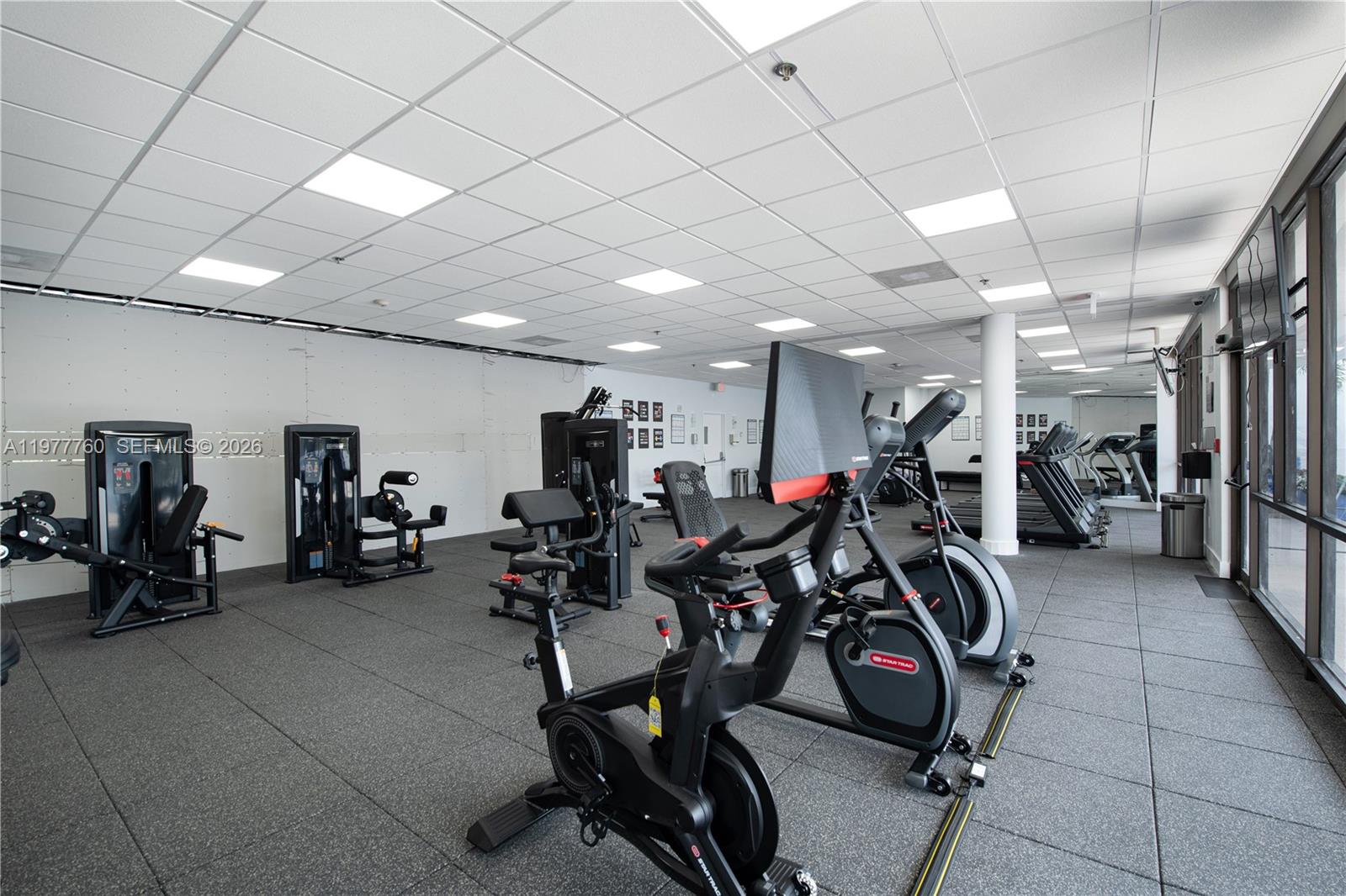 3731 N Country Club Dr #229, Aventura FL 33180