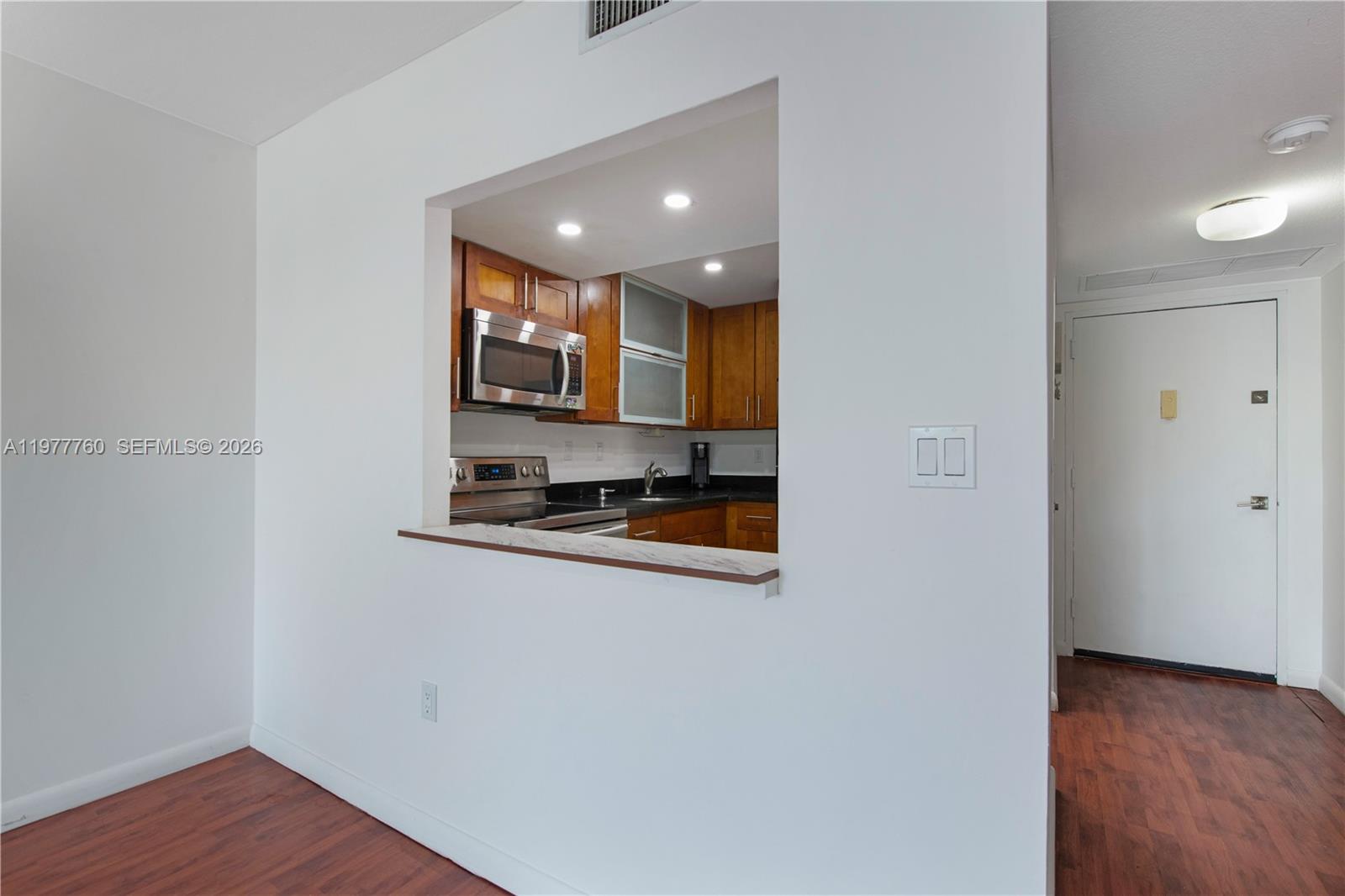 3731 N Country Club Dr #229, Aventura FL 33180
