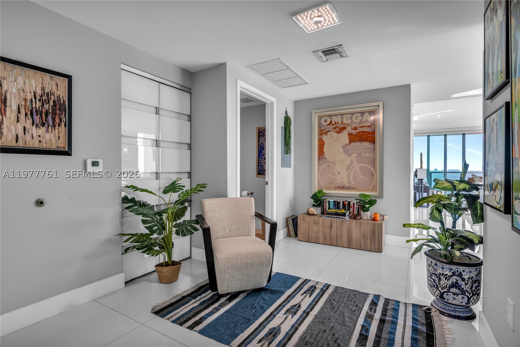 460 NE 28th St #1708, Miami FL 33137