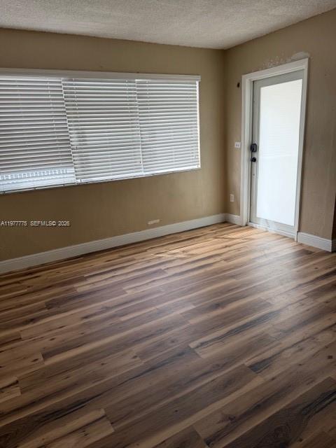 10945 SW 41st St, Miami FL 33165