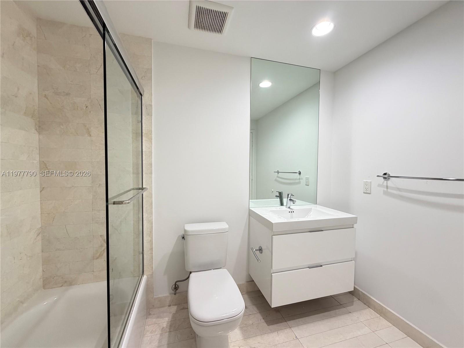 17111 Biscayne Blvd #1211, North Miami Beach FL 33160