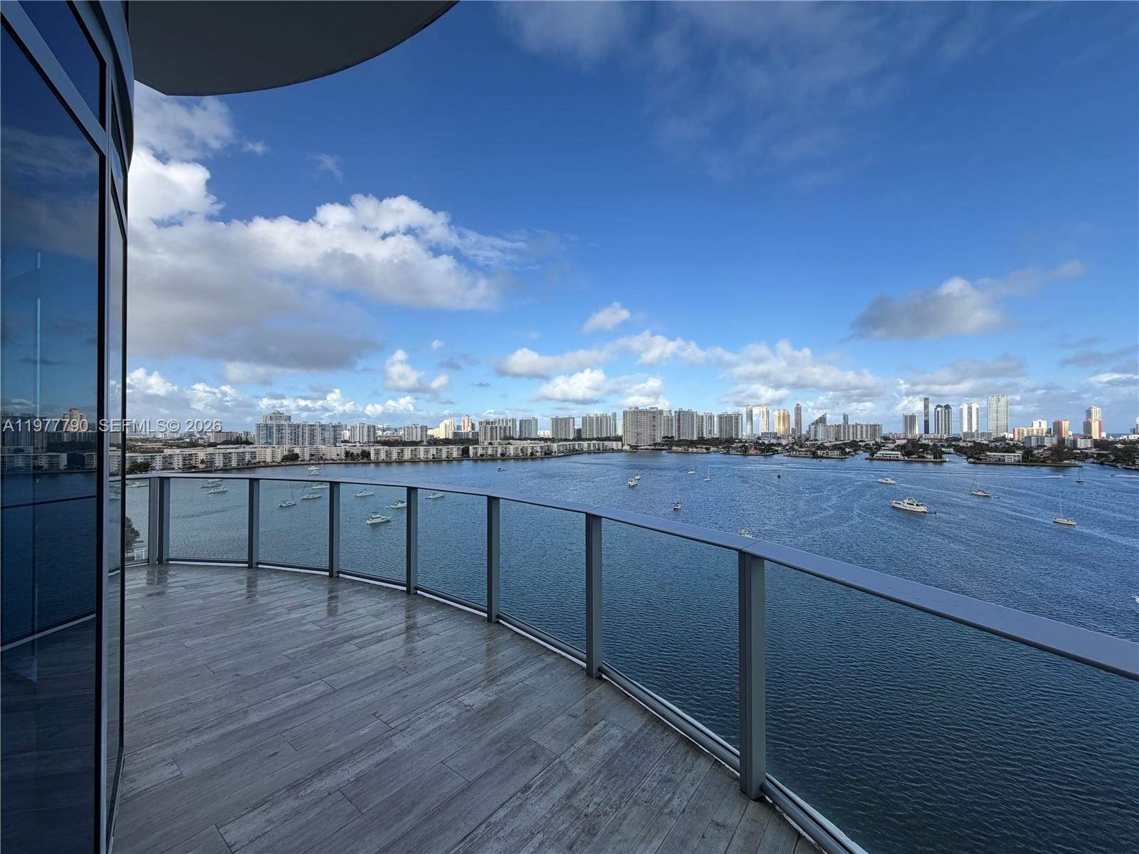 17111 Biscayne Blvd #1211, North Miami Beach FL 33160