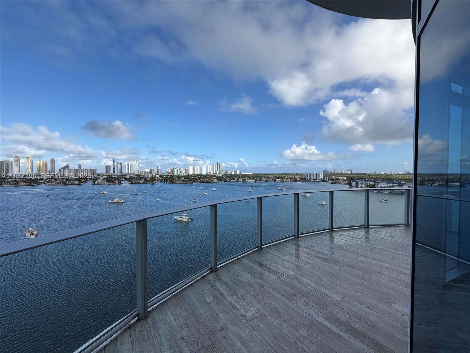 17111 Biscayne Blvd #1211, North Miami Beach FL 33160
