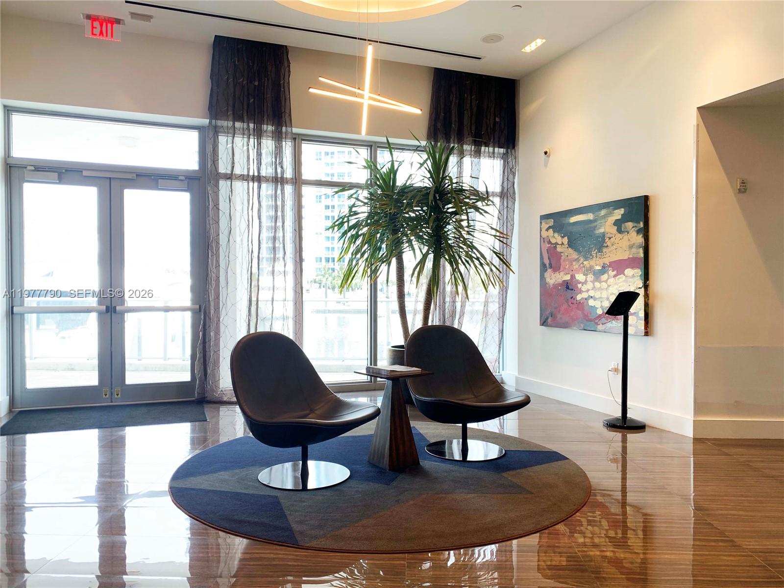 17111 Biscayne Blvd #1211, North Miami Beach FL 33160