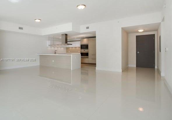 17301 Biscayne Blvd #1103, North Miami Beach FL 33160