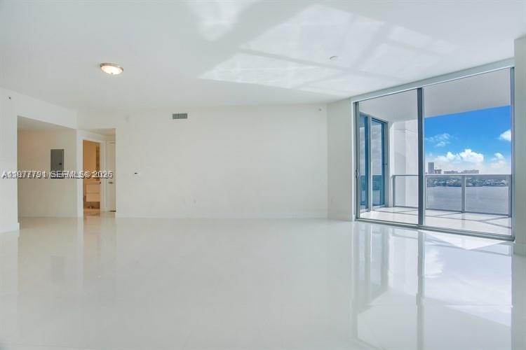 17301 Biscayne Blvd #1103, North Miami Beach FL 33160