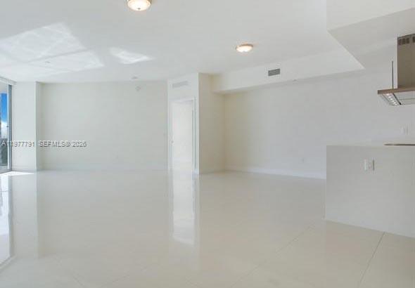 17301 Biscayne Blvd #1103, North Miami Beach FL 33160