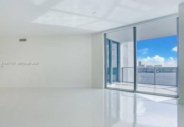 17301 Biscayne Blvd #1103, North Miami Beach FL 33160