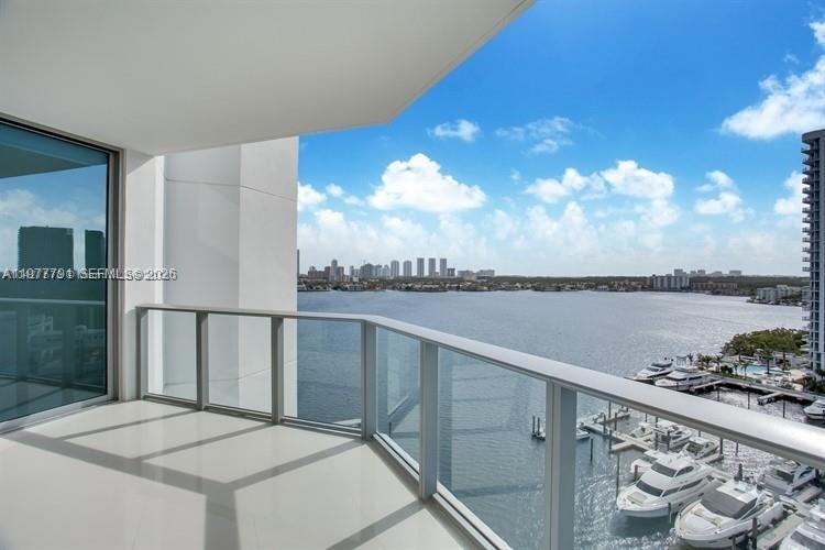 17301 Biscayne Blvd #1103, North Miami Beach FL 33160