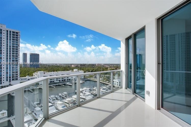17301 Biscayne Blvd #1103, North Miami Beach FL 33160