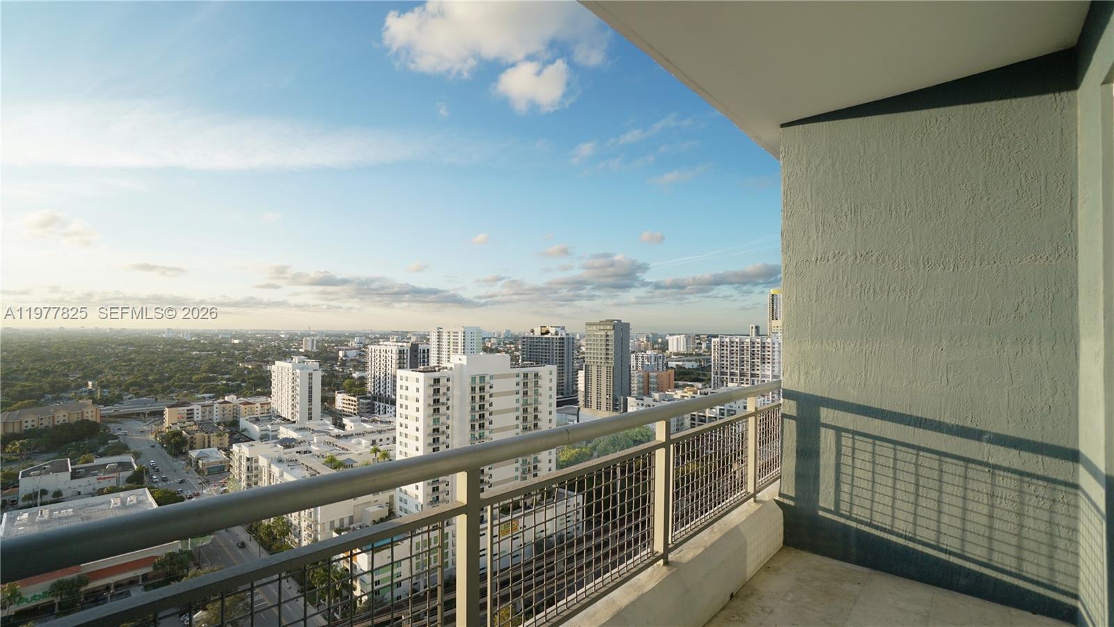 60 SW 13th St #2215, Miami FL 33130
