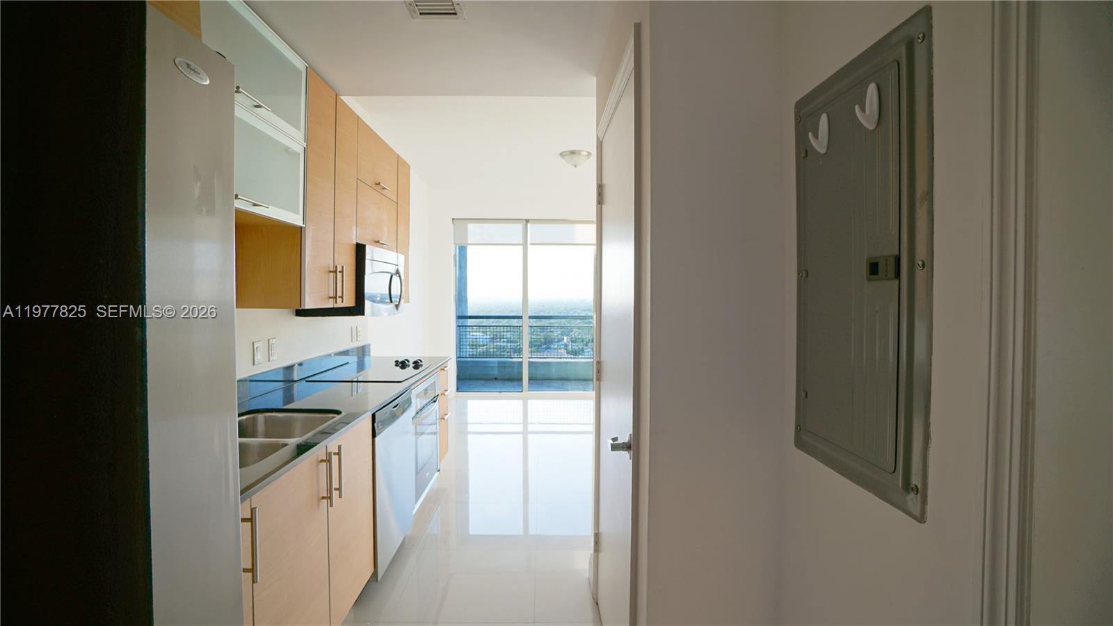 60 SW 13th St #2215, Miami FL 33130
