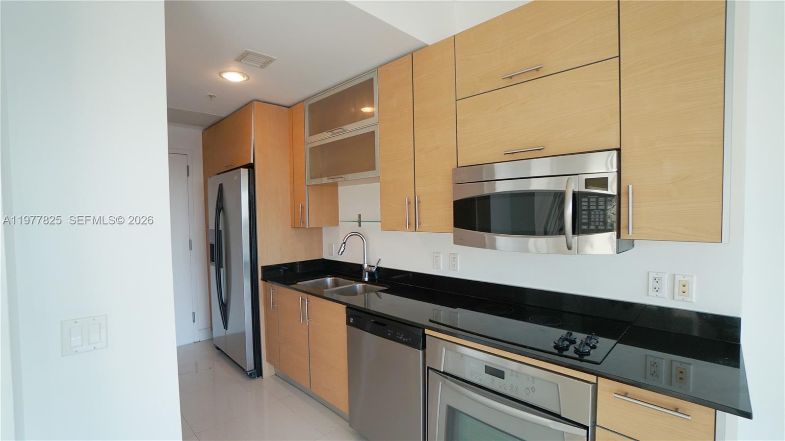 60 SW 13th St #2215, Miami FL 33130