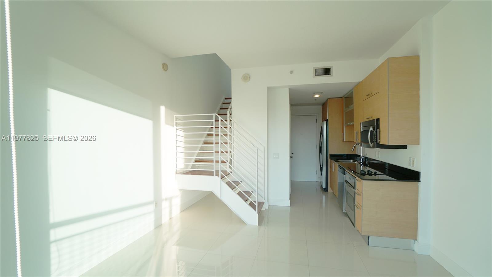 60 SW 13th St #2215, Miami FL 33130