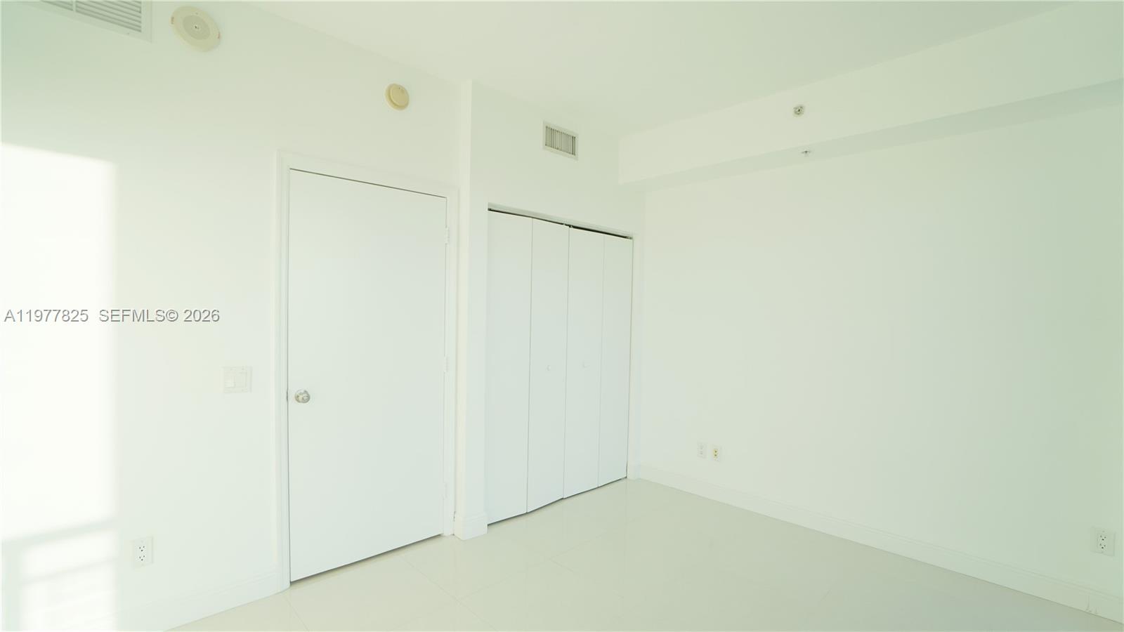 60 SW 13th St #2215, Miami FL 33130
