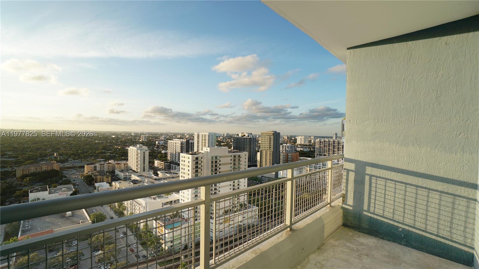 60 SW 13th St #2215, Miami FL 33130