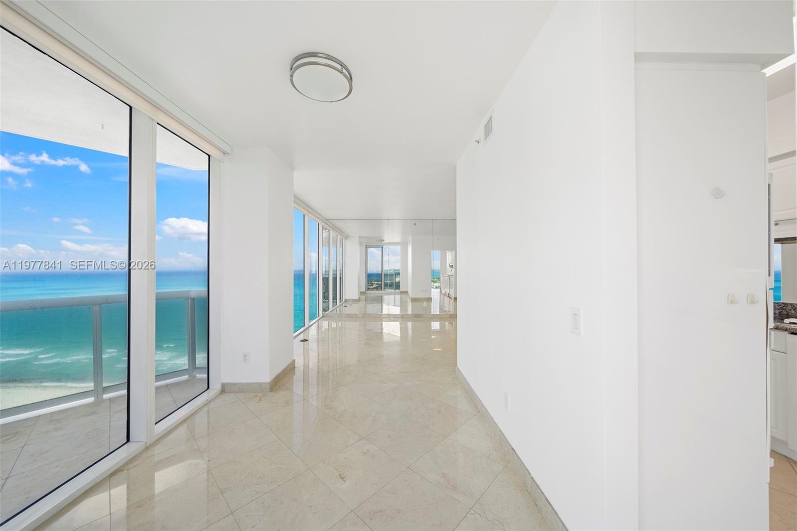 4775 Collins Ave #2507, Miami Beach FL 33140
