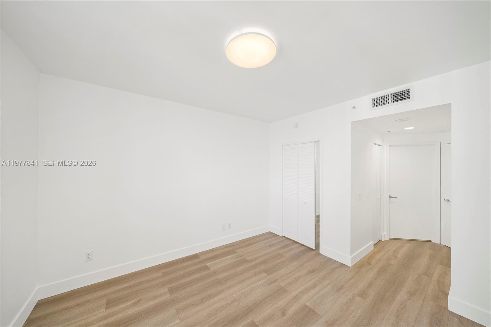 4775 Collins Ave #2507, Miami Beach FL 33140