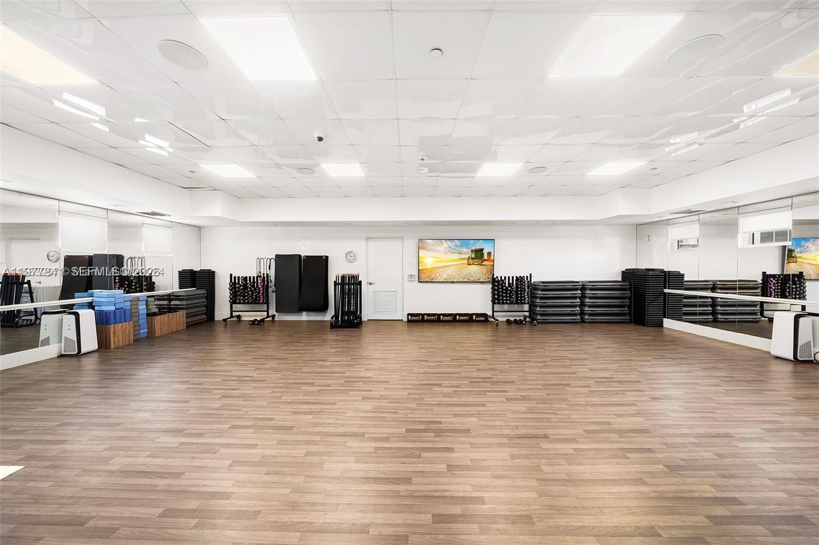 4775 Collins Ave #2507, Miami Beach FL 33140