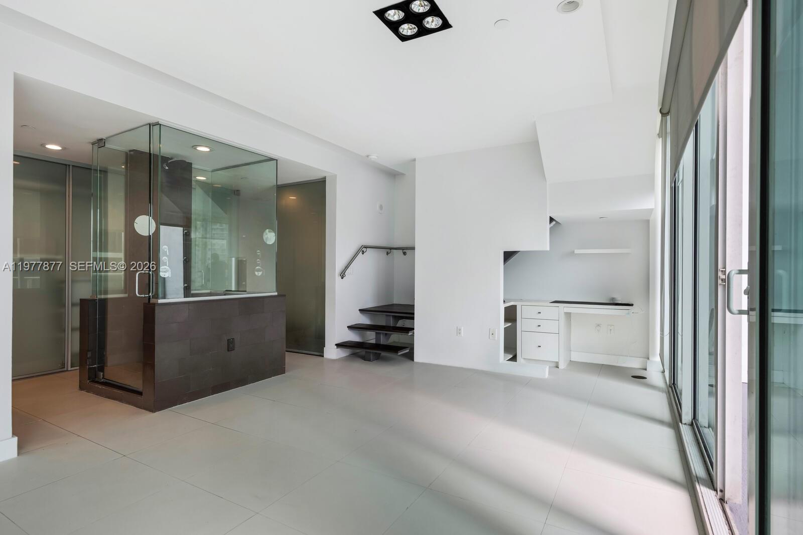 1040 Biscayne Blvd #4208, Miami FL 33132