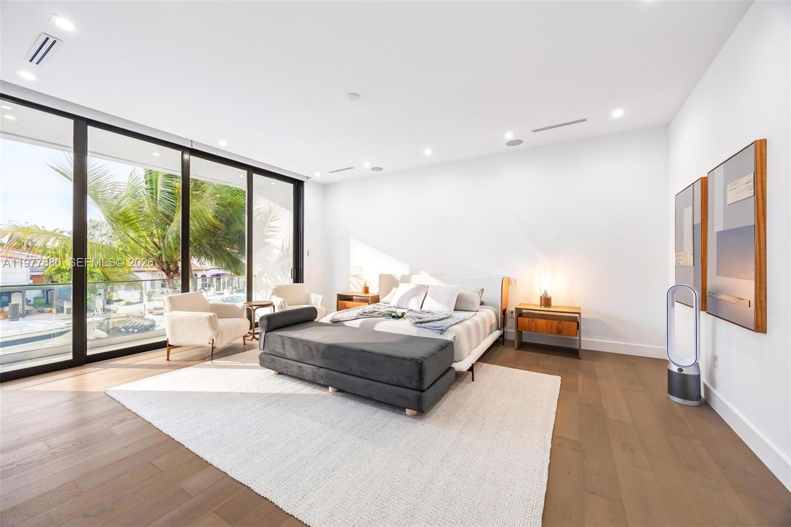 3367 NE 168th St #__, North Miami Beach FL 33160