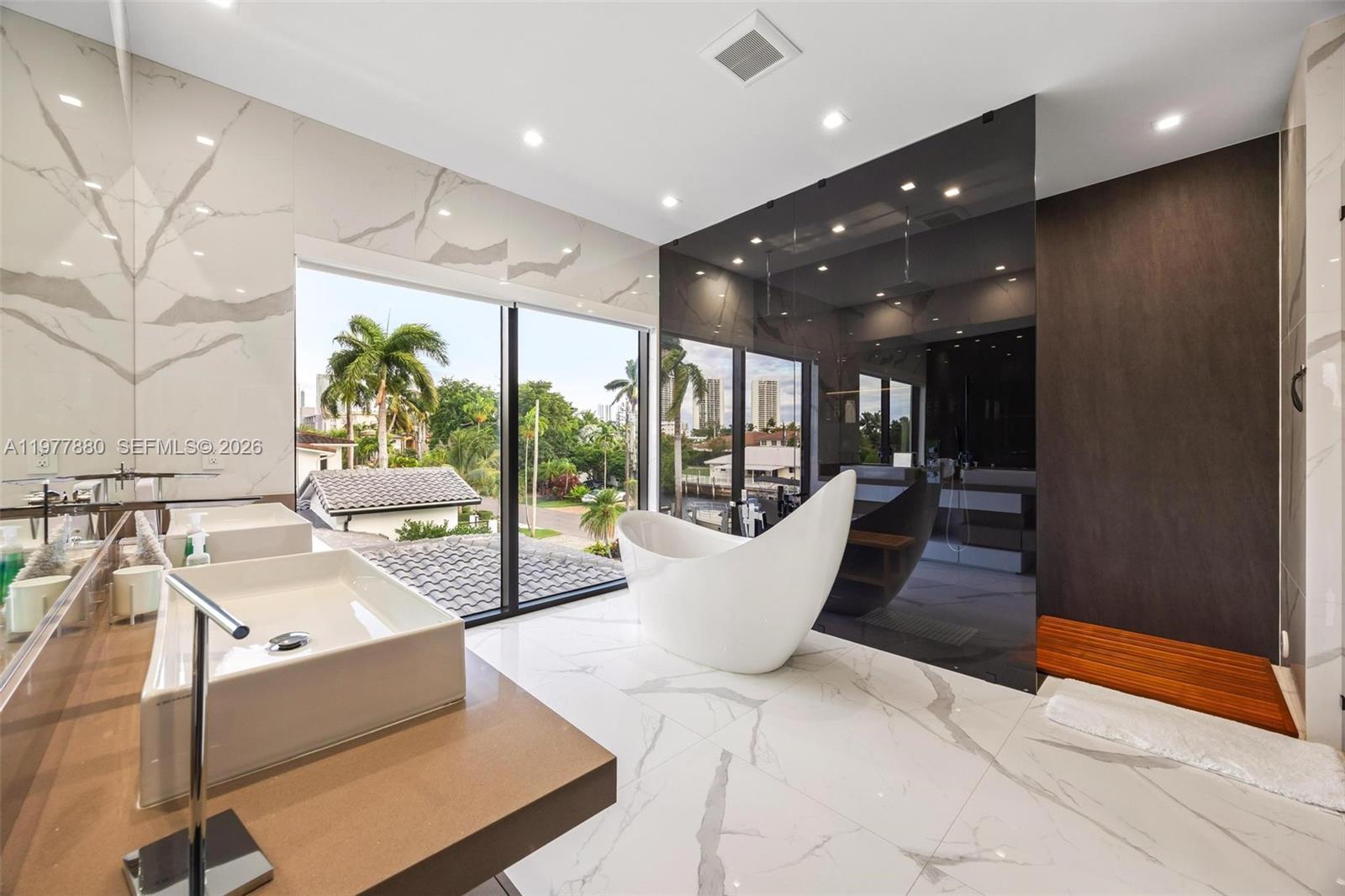 3367 NE 168th St #__, North Miami Beach FL 33160