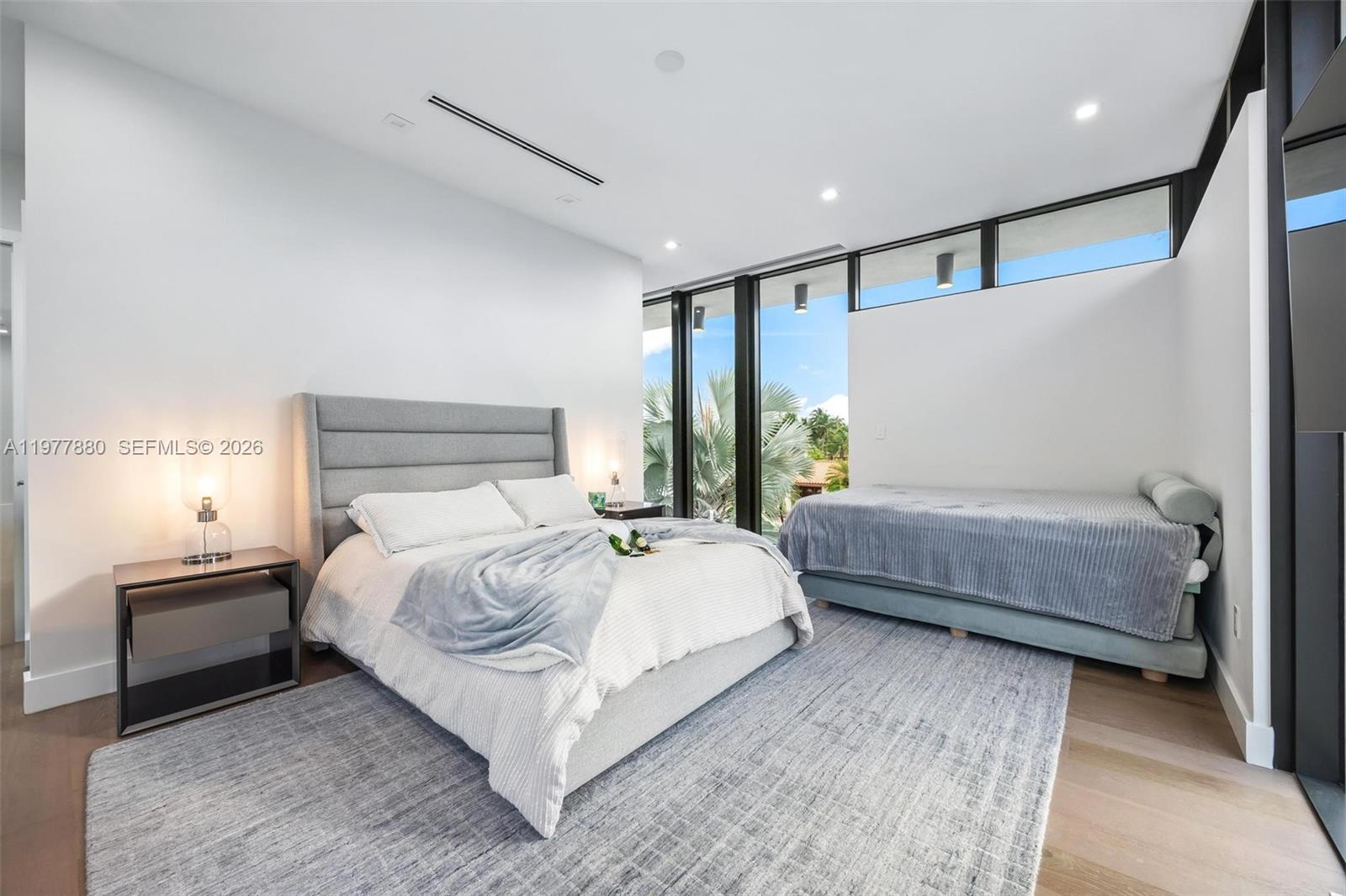 3367 NE 168th St #__, North Miami Beach FL 33160
