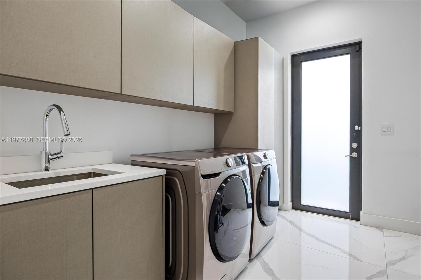 3367 NE 168th St #__, North Miami Beach FL 33160