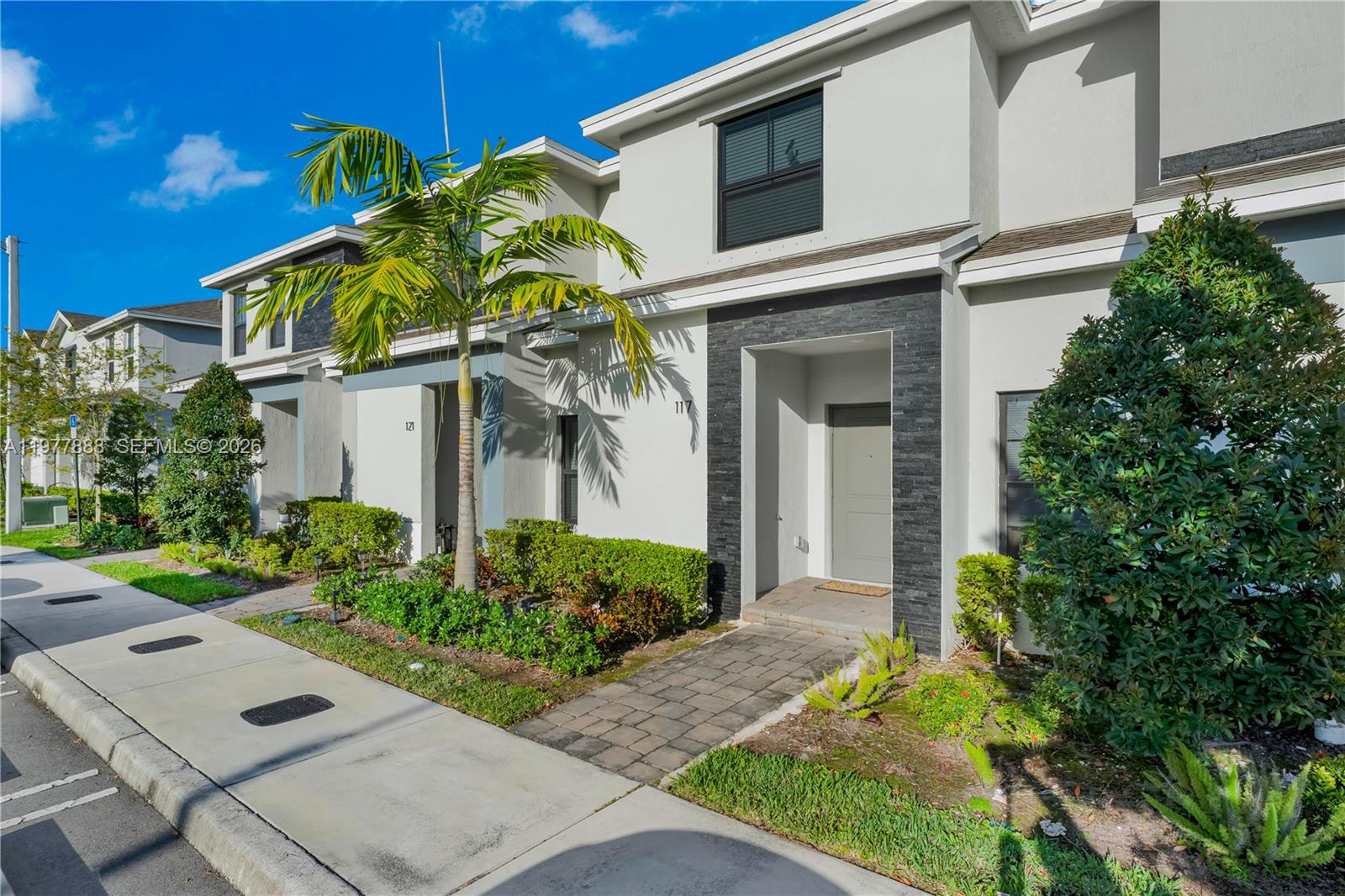117 NE 3rd Ct, Florida City FL 33034