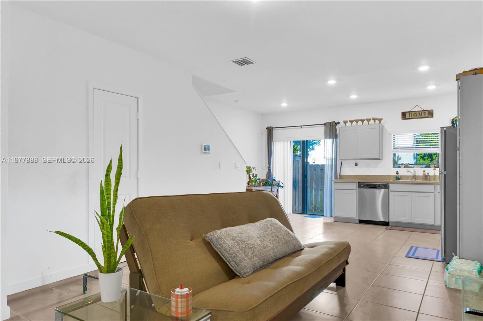 117 NE 3rd Ct, Florida City FL 33034
