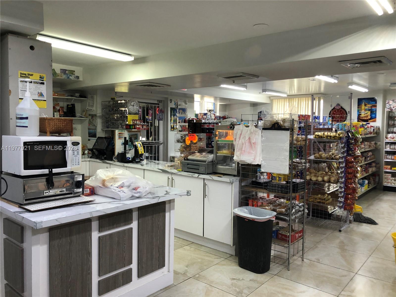 5099 NW 7th St #505, Miami FL 33126