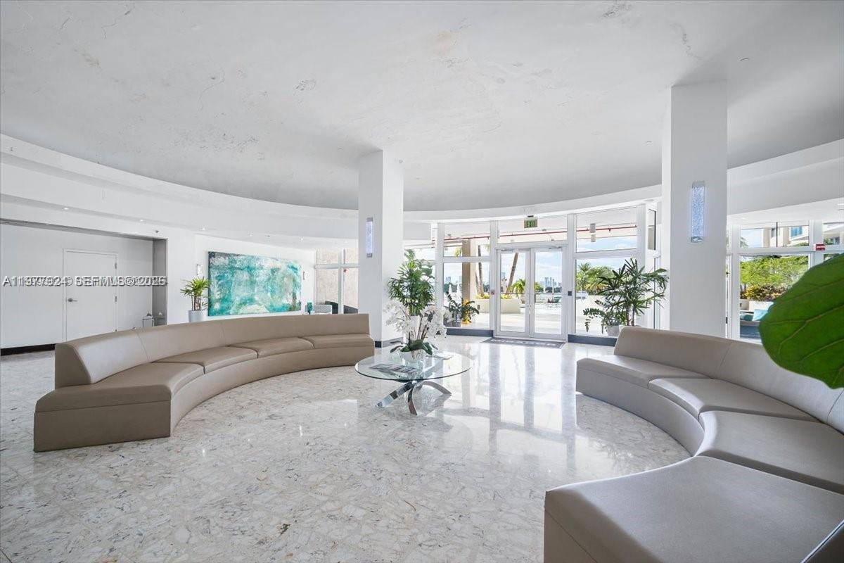 1200 West Ave #1403, Miami Beach FL 33139