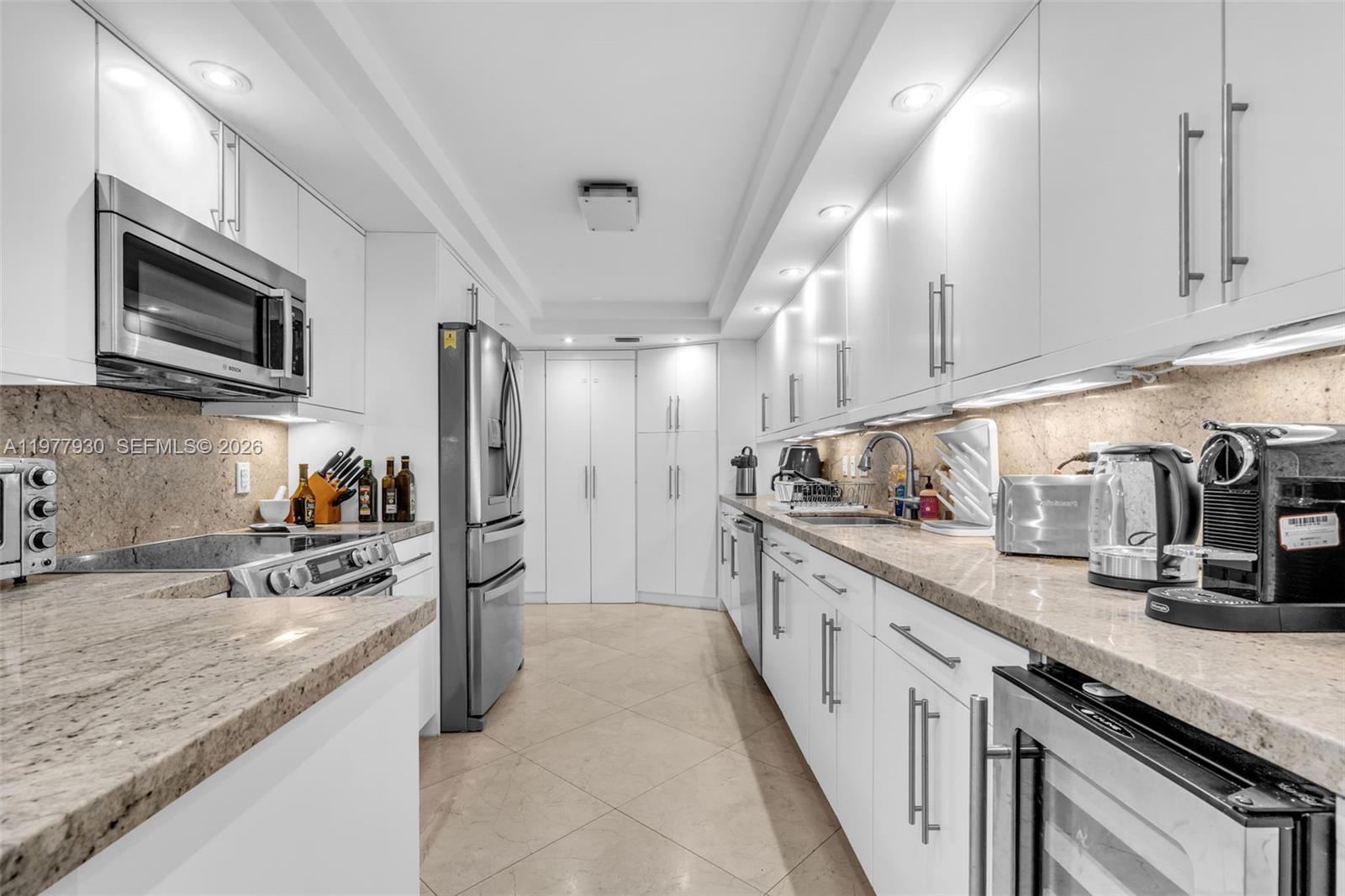 1121 Crandon Blvd #E1203, Key Biscayne FL 33149