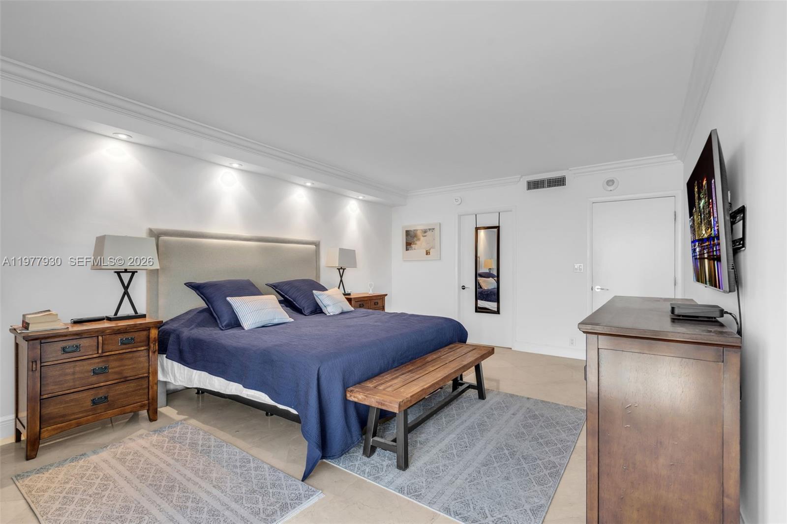 1121 Crandon Blvd #E1203, Key Biscayne FL 33149