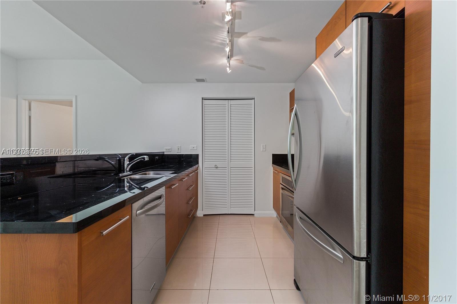 253 NE 2nd St #2410, Miami FL 33132