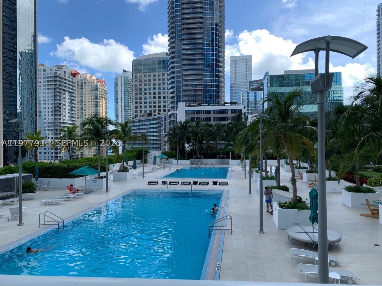 950 Brickell Bay Dr #1107, Miami FL 33131