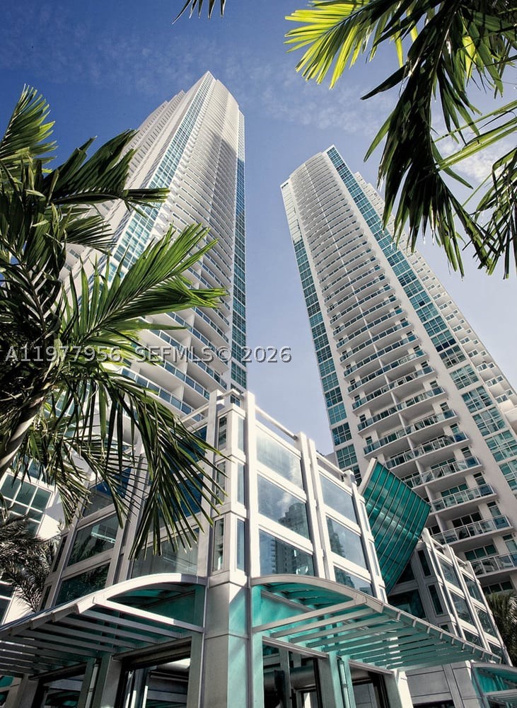 950 Brickell Bay Dr #1107, Miami FL 33131