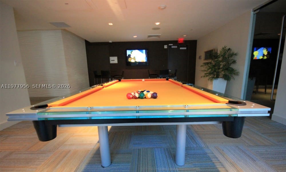 950 Brickell Bay Dr #1107, Miami FL 33131