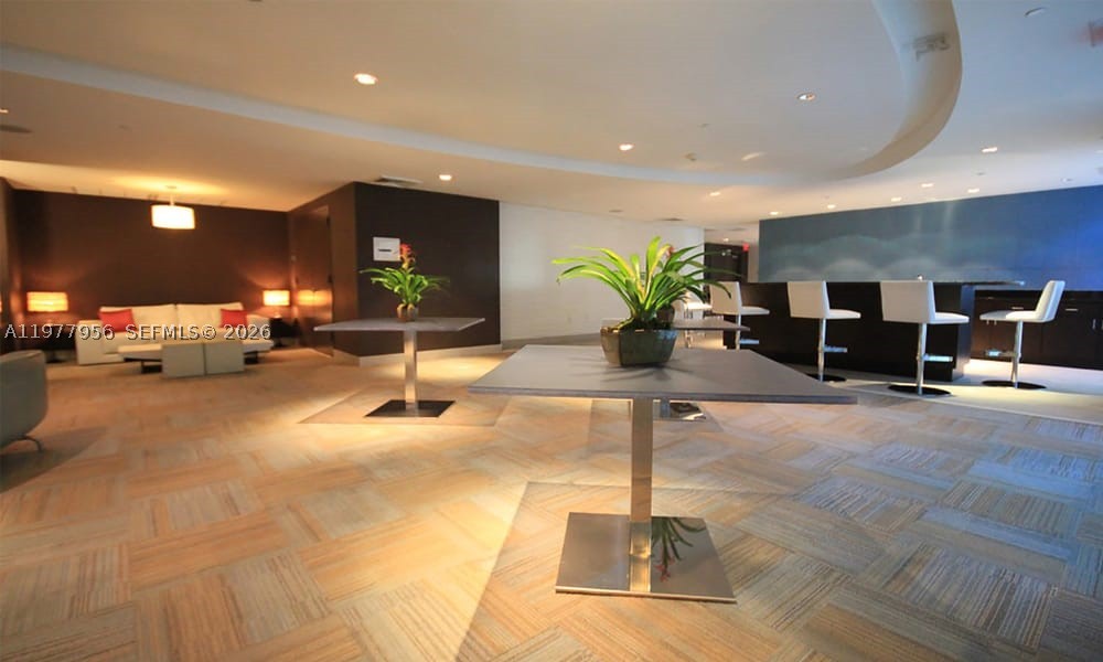 950 Brickell Bay Dr #1107, Miami FL 33131