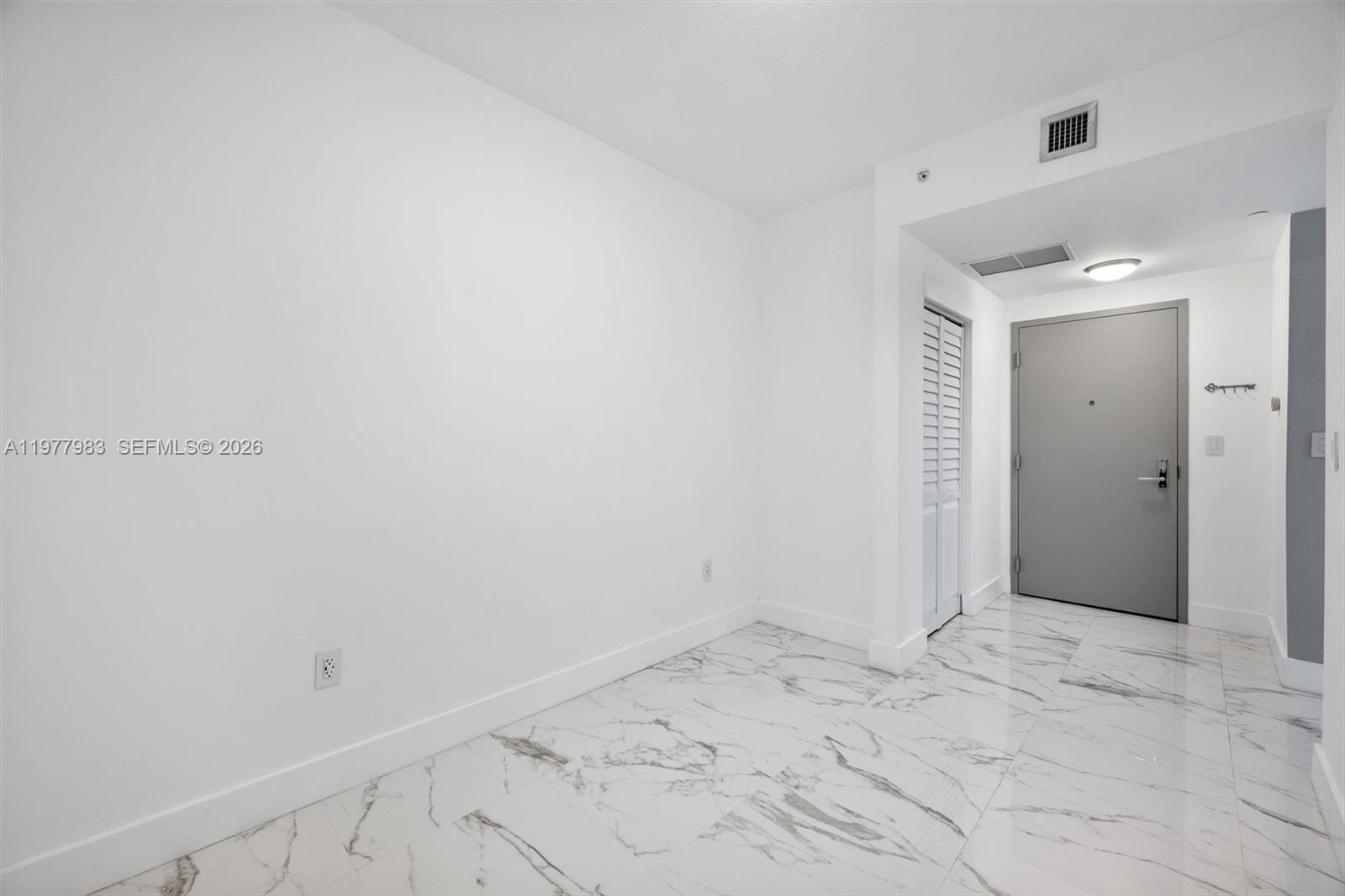 488 NE 18th St #1708, Miami FL 33132