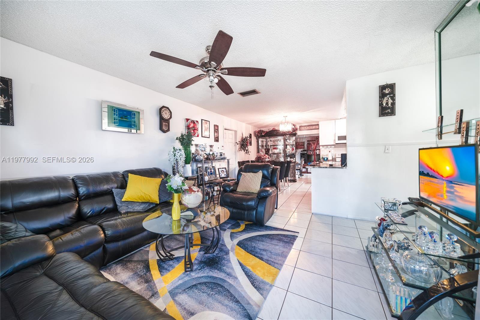 419 SW 80th Ave, Pompano Beach FL 33068