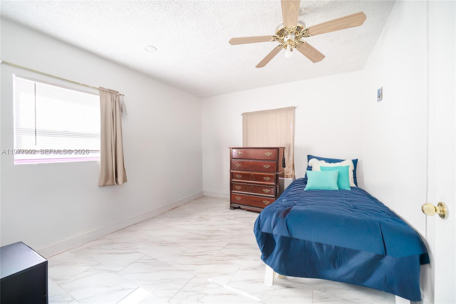 419 SW 80th Ave, Pompano Beach FL 33068