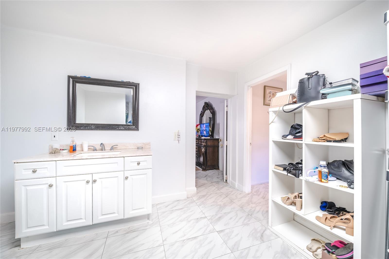 419 SW 80th Ave, Pompano Beach FL 33068