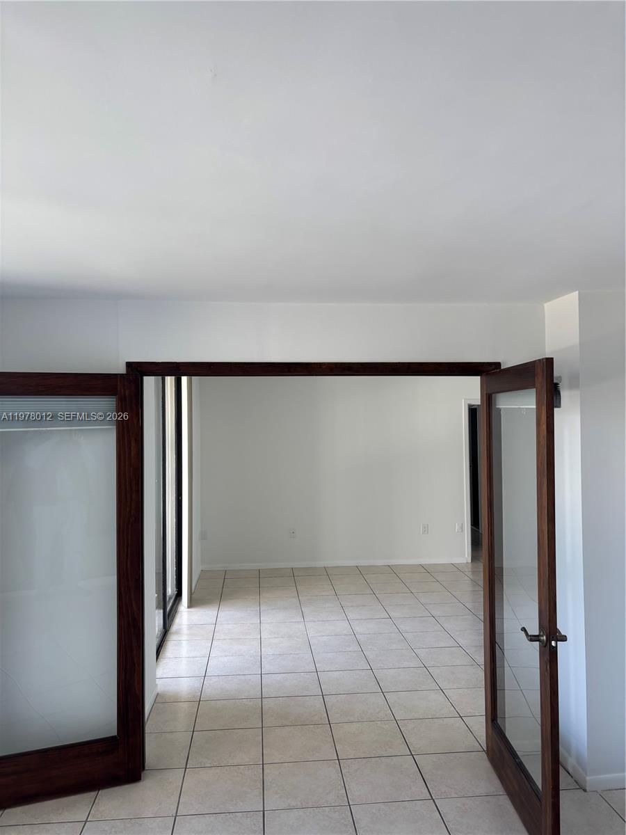 2333 Brickell Ave #1115, Miami FL 33129