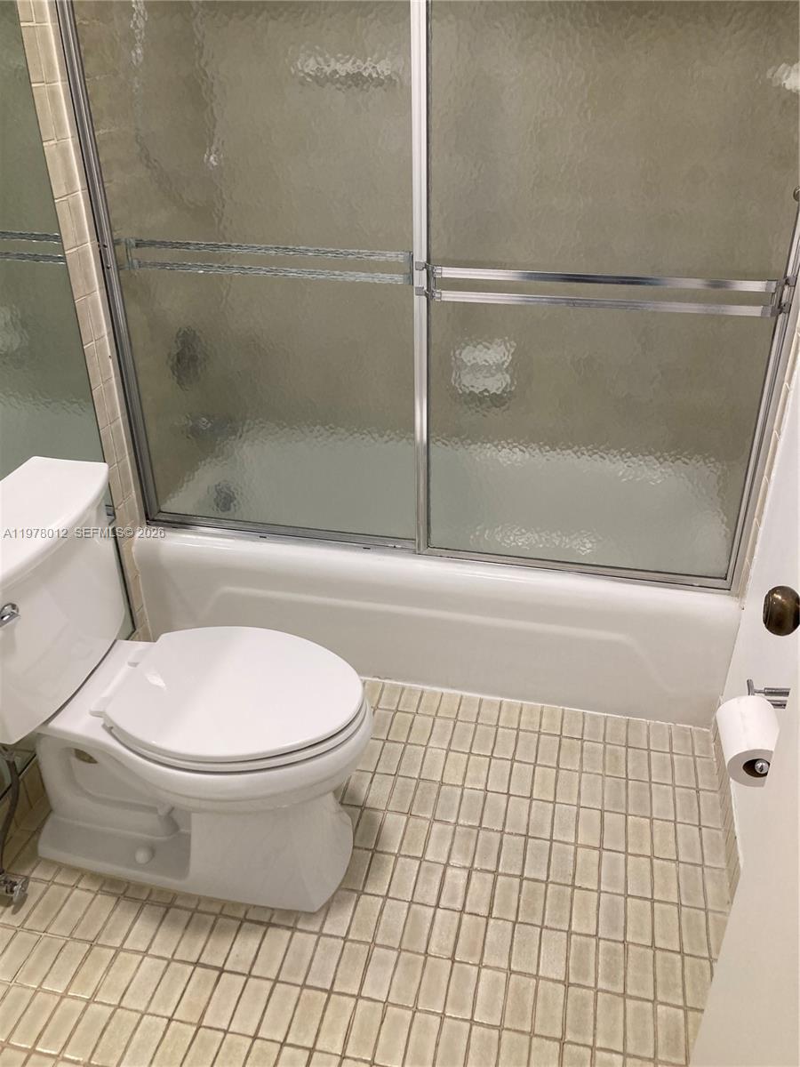 2333 Brickell Ave #1115, Miami FL 33129