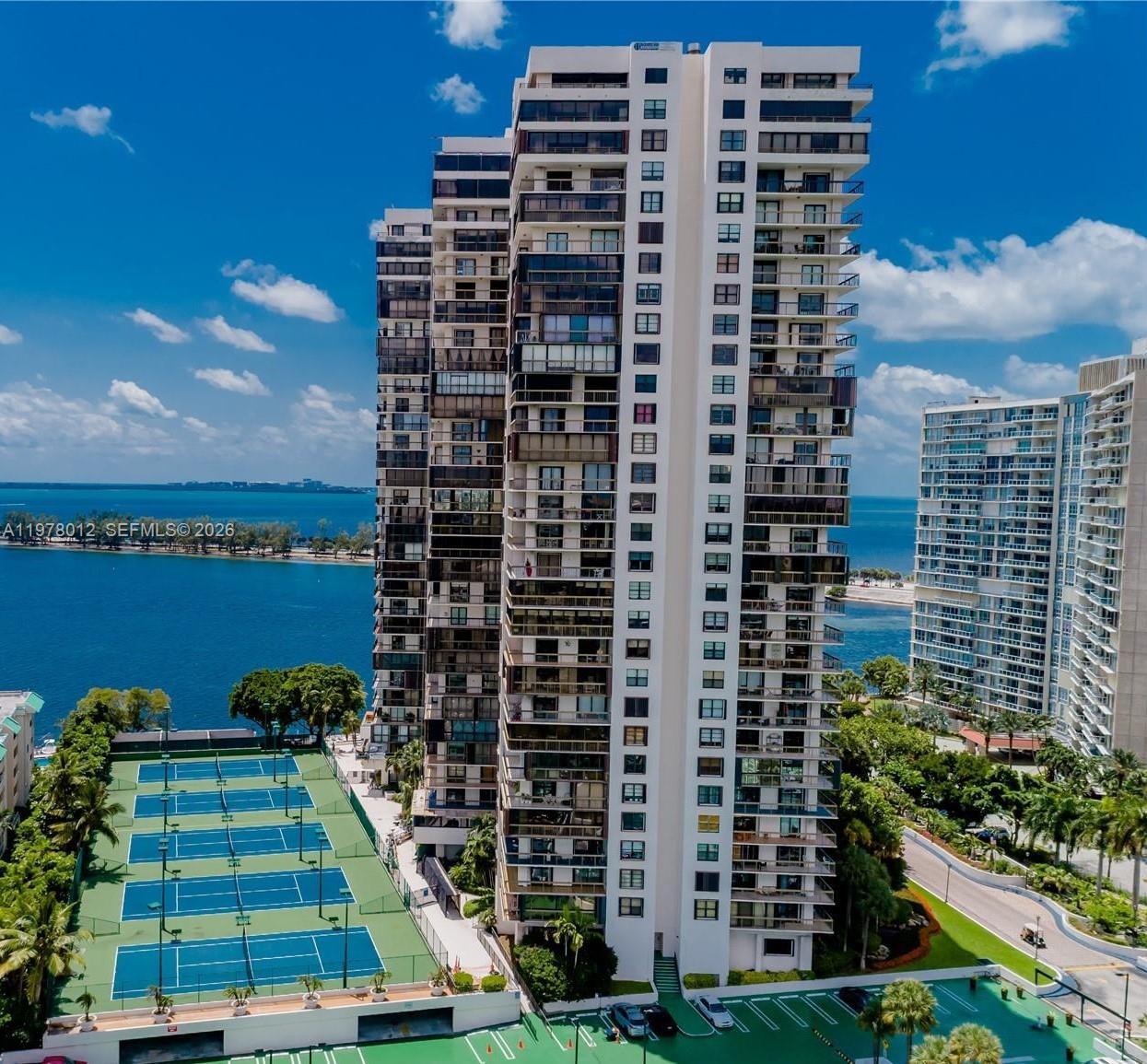 2333 Brickell Ave #1115, Miami FL 33129