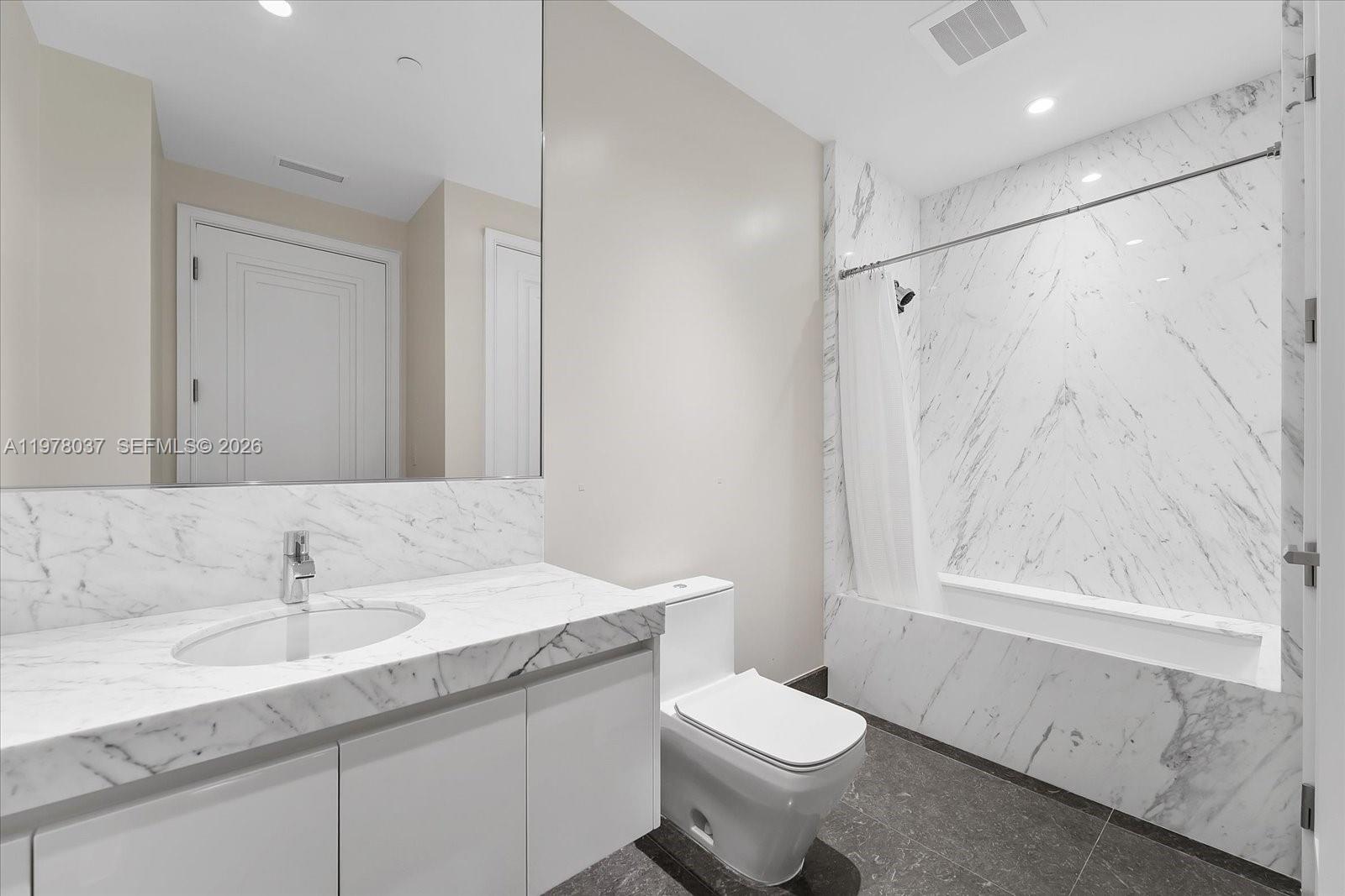 17901 Collins Ave #1506, Sunny Isles Beach FL 33160