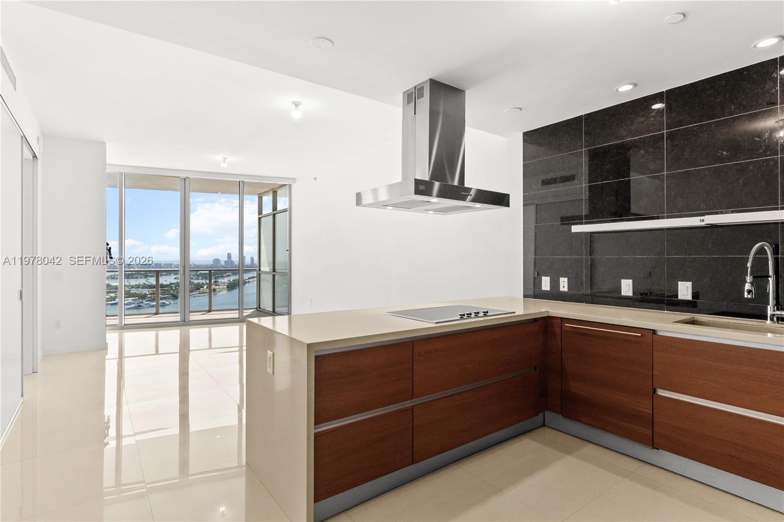1100 Biscayne Blvd #3404, Miami FL 33132