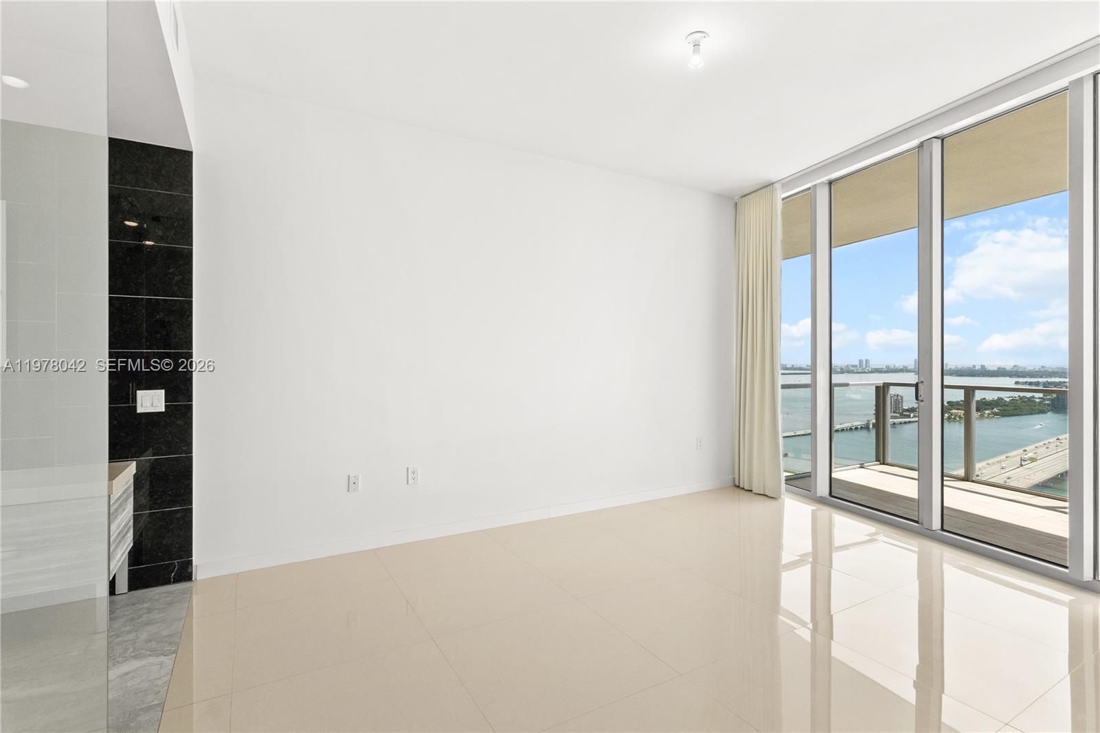 1100 Biscayne Blvd #3404, Miami FL 33132