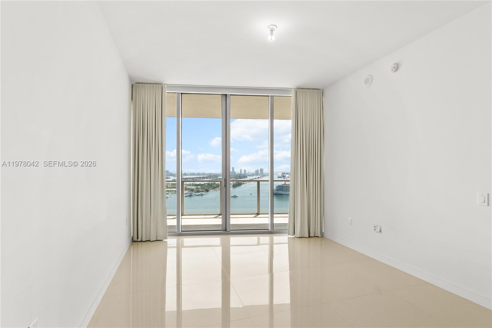 1100 Biscayne Blvd #3404, Miami FL 33132